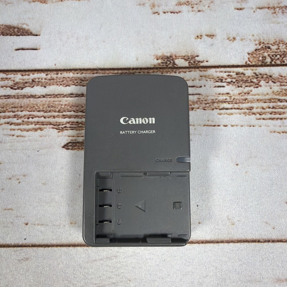 Canon CB-2LW Battery Charger OEM Camera Power Cord Adapter